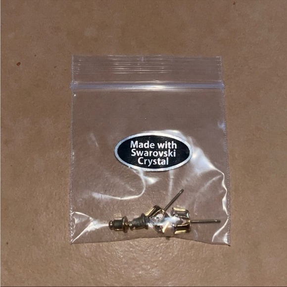 Gold Crystal Earrings (Studs) Made with Swarovski Crystal - Picture 2 of 3